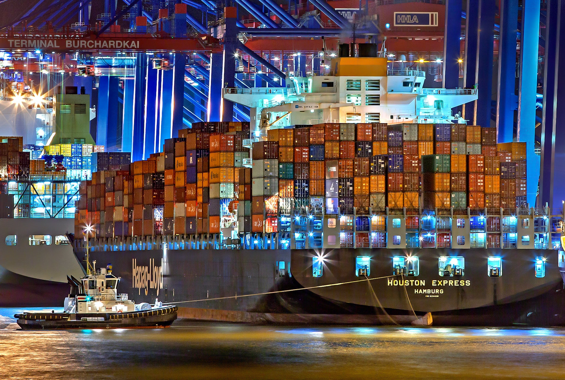 Фото в новороссийске корабли грузовые перевозки News and Events UK Ship Register
